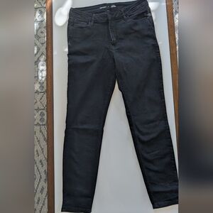 Old Navy Black Super Skinny Jeans